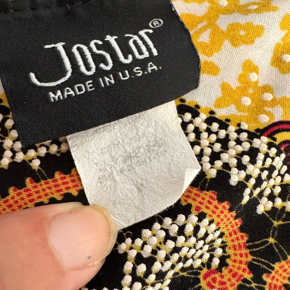 JOSTAR SLINKY SHARK HEM SLEEVELESS TOP TUNIC - Picture 7 of 7